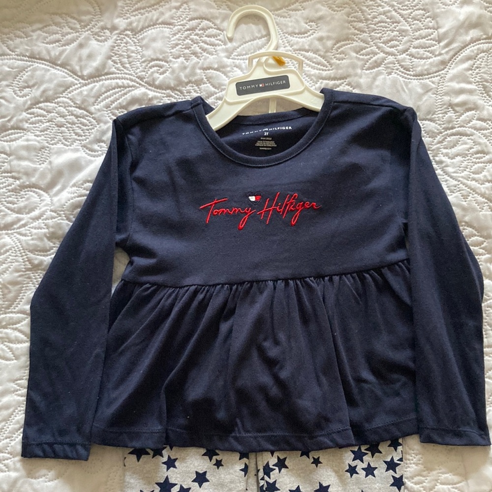 Brand New, cute 2 piece outfit.